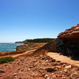 De l'Escala a Cala Mateua