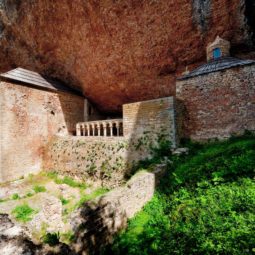 <strong>Descubre el encanto del Monasterio de San Juan de la Peña</strong>