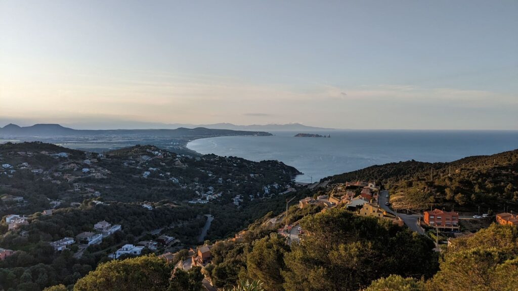 Ruta en bicicleta eléctrica por los pueblos medievales de la Costa Brava