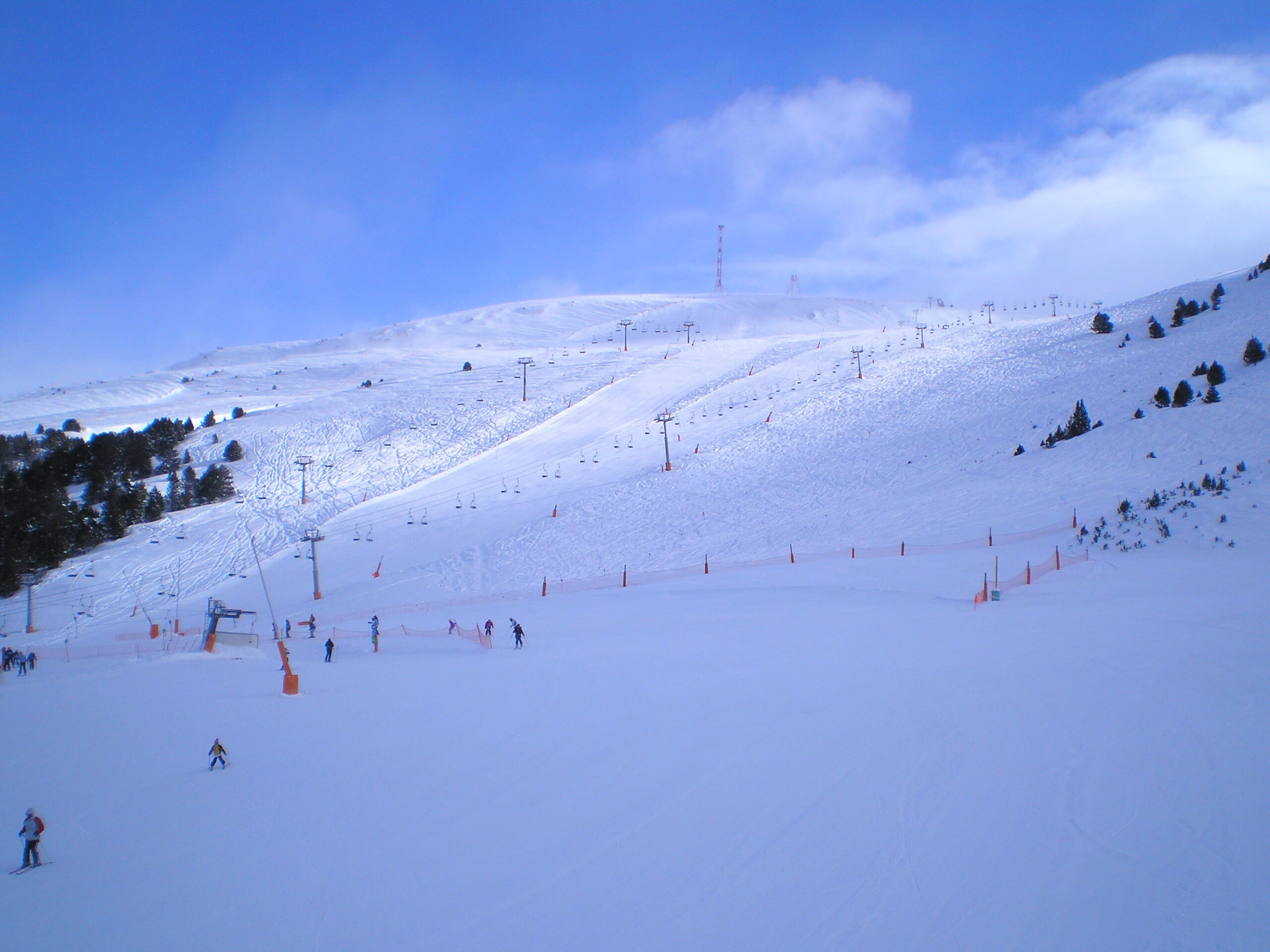 Construction d’igloos à Grau Roig iglús en Grau Roig