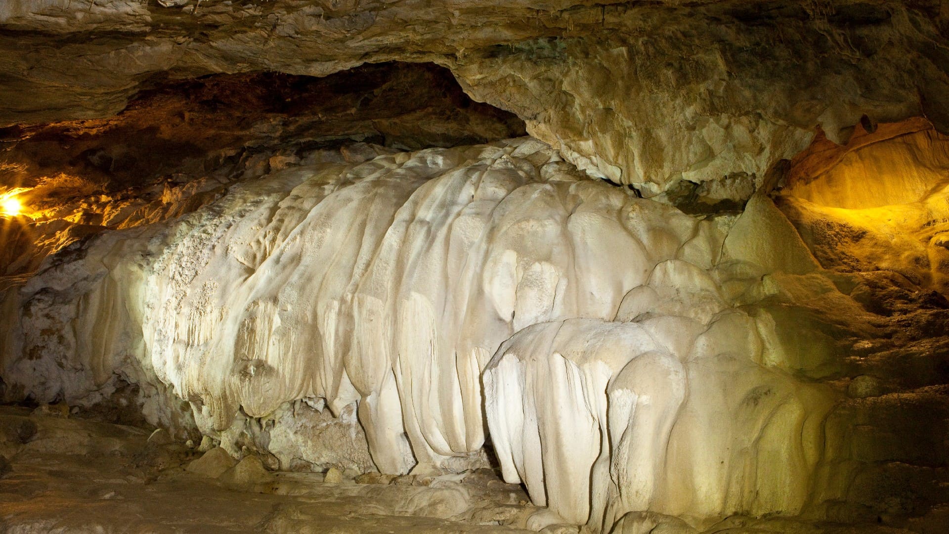 Musée de l’ours des cavernes de Tella-Sin Musée de l'ours des cavernes de Tella-Sin