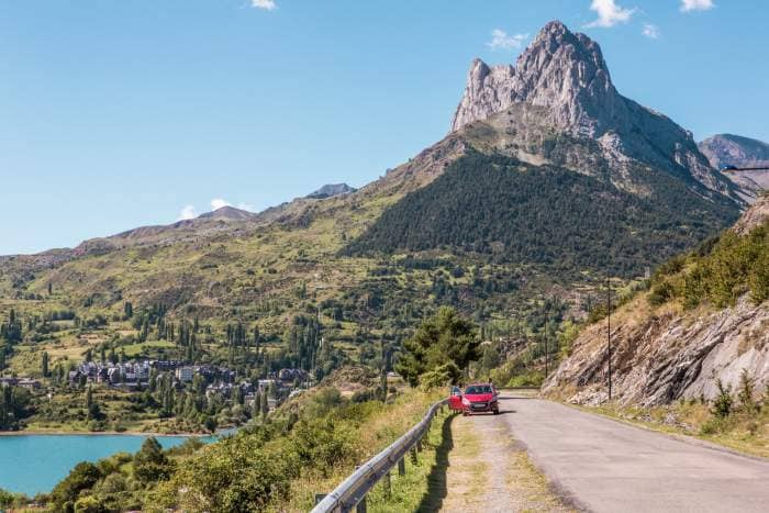 el Pantano de Lanuza