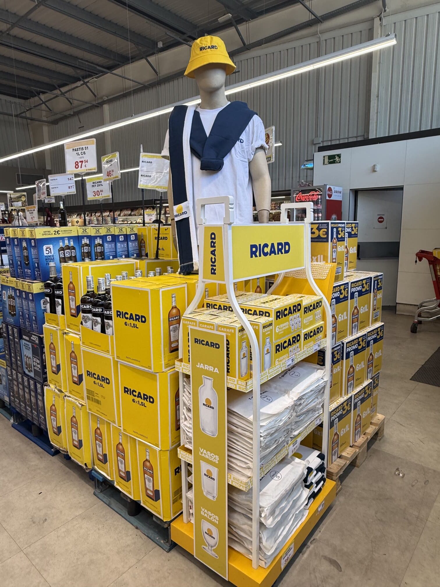 La nouvelle collection « Les Iconiques Ricard » arrive à la frontière Merchandising Ricard