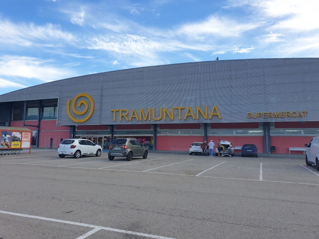 centro comercial tramuntana 