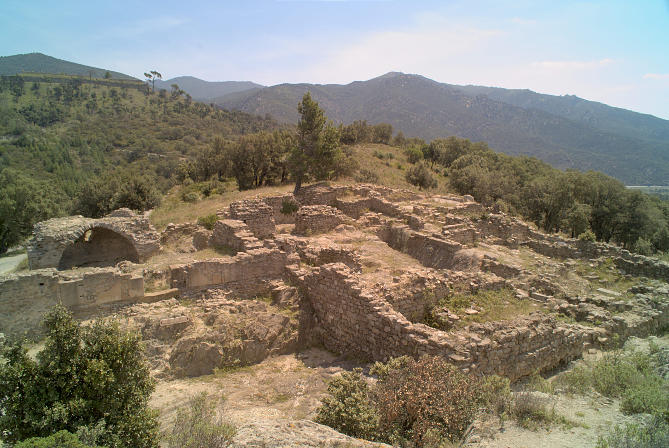 Ruta Tramuntana, paseo histórico entre La Junquera y El Pertús Ruta Tramuntana El Pertús