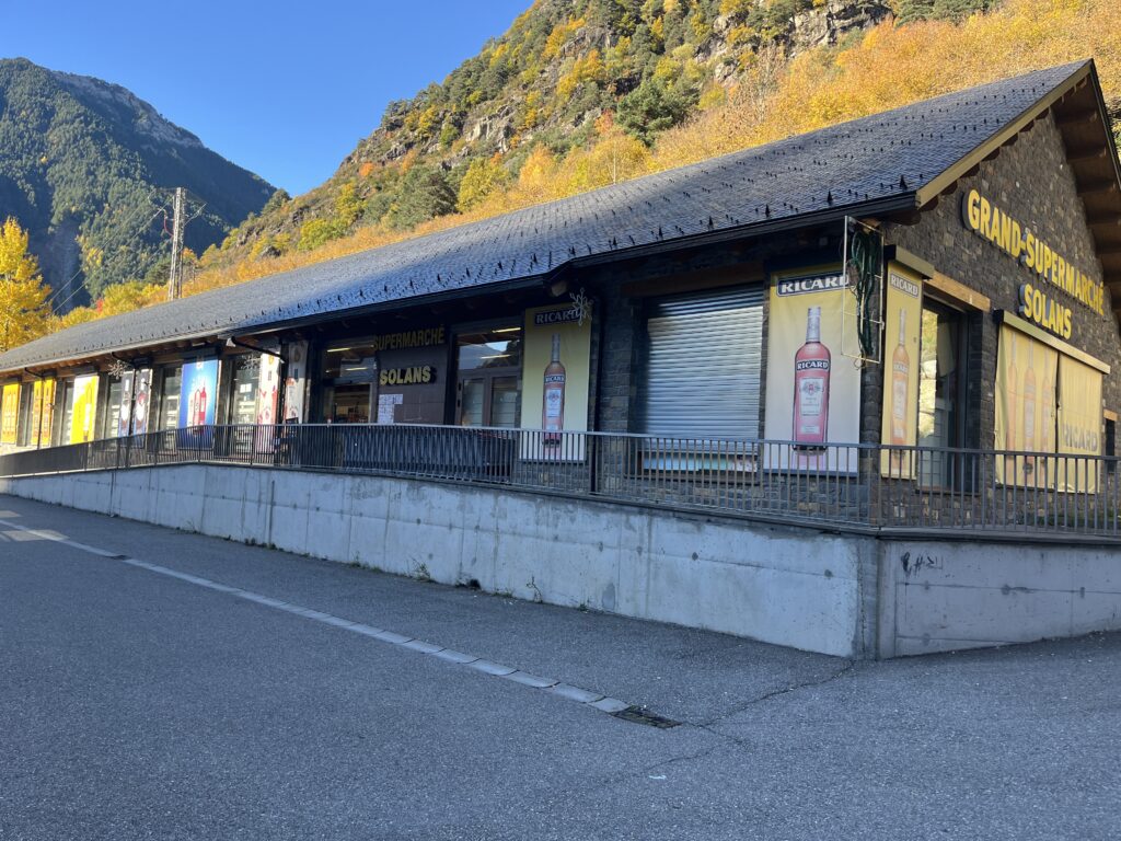 Grand-Supermarché Solans, Parzán supermarché solans