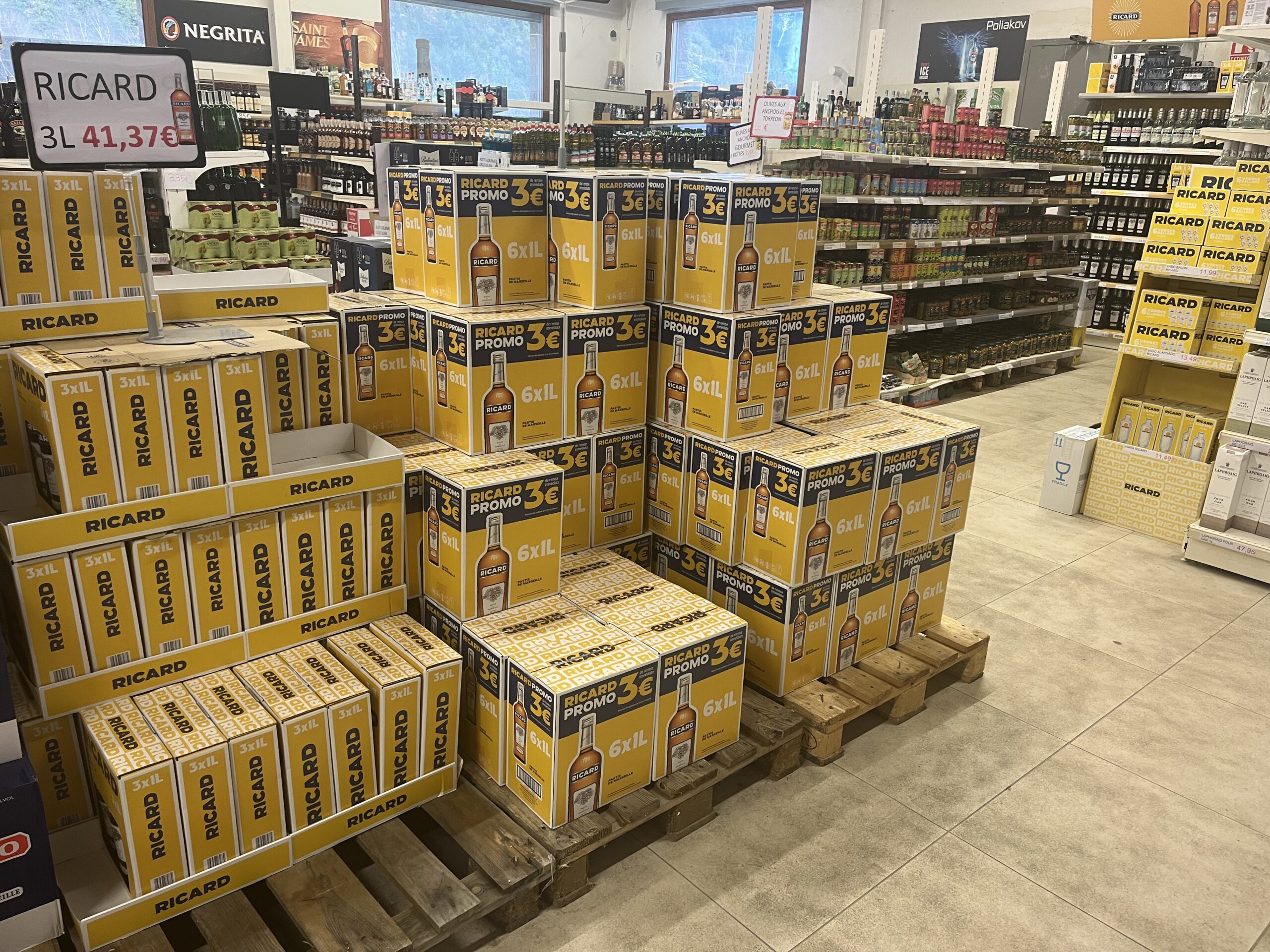 Grand-Supermarché Solans, Parzán grand-supermarché solans